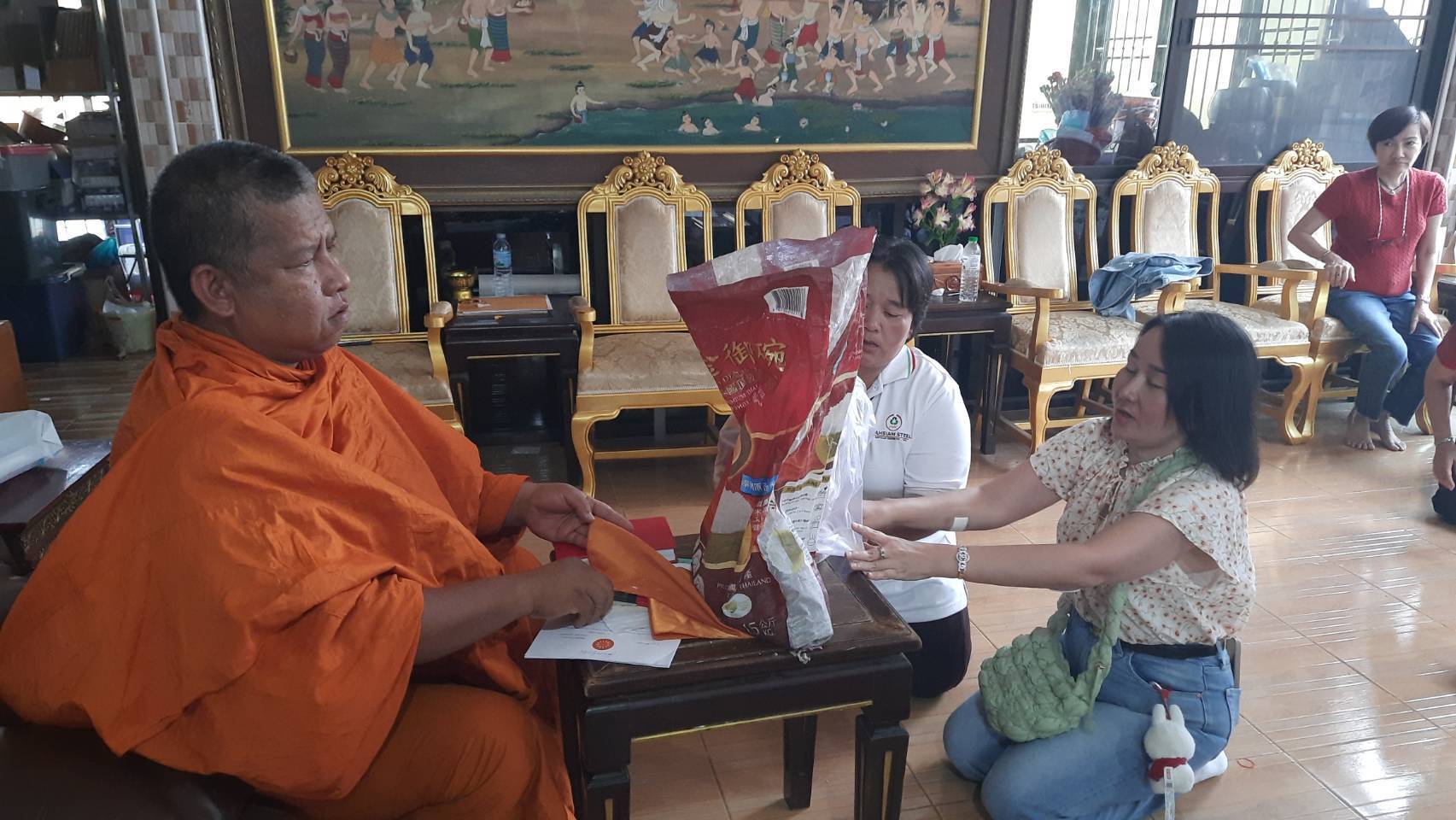 สาวแก้บนไอ้ไข่ให้โชคหลักแสนหลายงวดติดจนจำไม่ได้ ขนน้ำแดง10แพคแก้บนท้าวเวสฯหลังขอครั้งแรกให้ครึ่งแสน