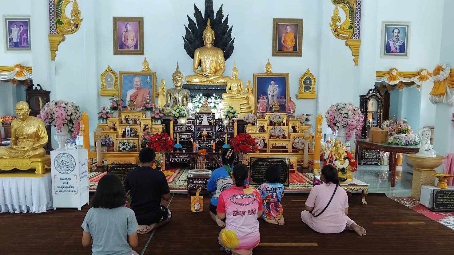 ปทุมธานี แม้จะนานถึง 3 ปีสาววังน้อยไม่ลืมกลับมาแก้บนไอ้ไข่วัดบึงบา