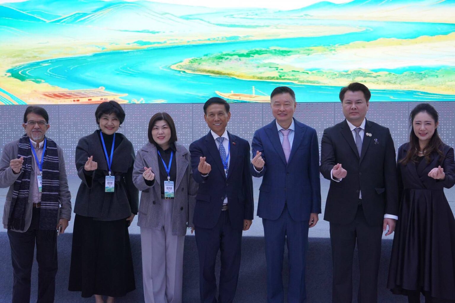 UTCC นำผู้ประกอบการ OTOP 20 แบรนด์ เดินทางร่วมงาน “Heart to Heart ...
