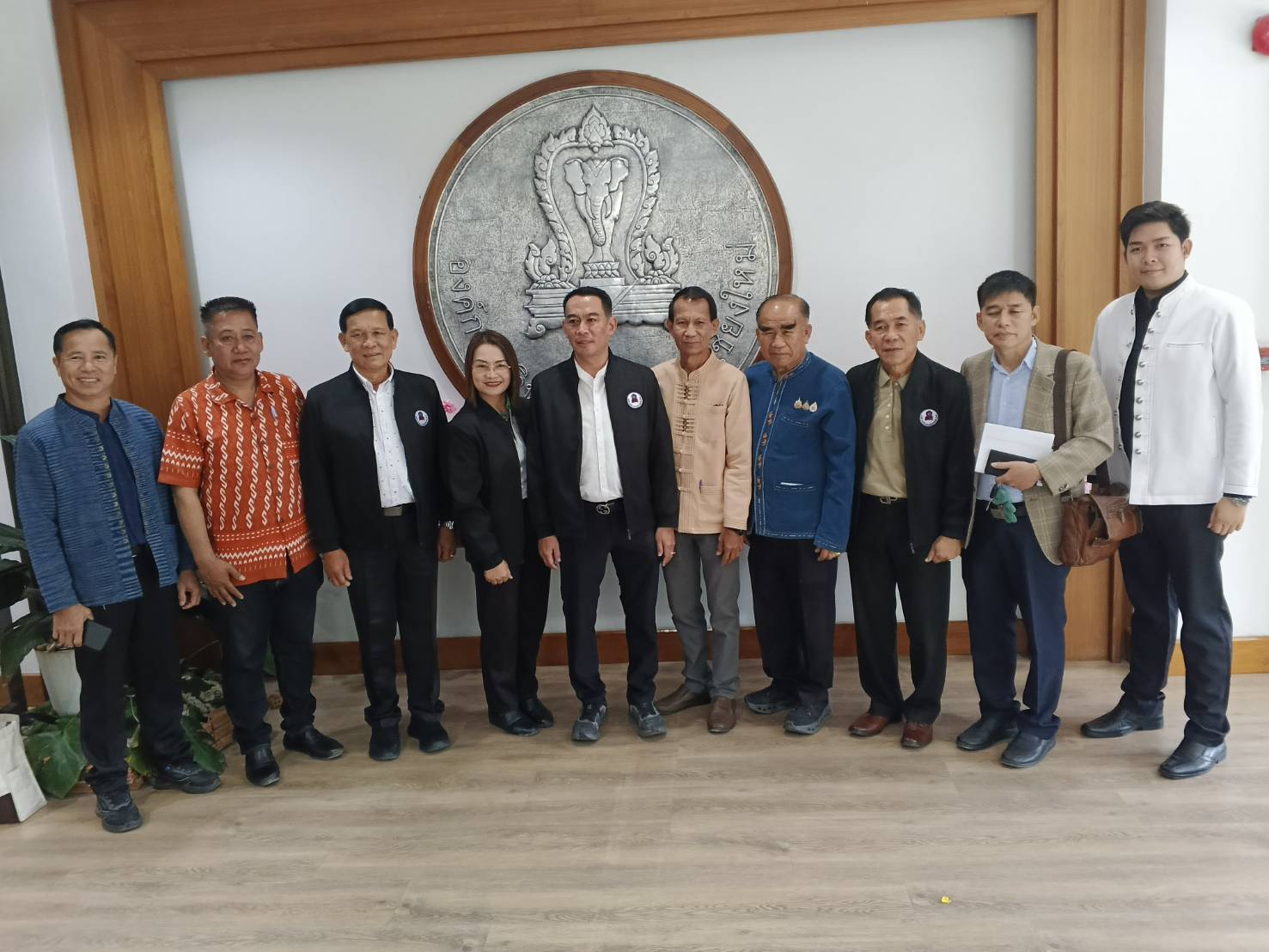 อบจ. หนุนป๋าเวณีปี๋ใหม่เมืองสาดน้ำถนนเชียงใหม่-ลำพูนคลองส่งน้ำเขื่อนแม่กวง ทุ่มงบ 10 ล้าน สืบสานอนุรักษ์วัฒนธรรม 25 อำเภอ