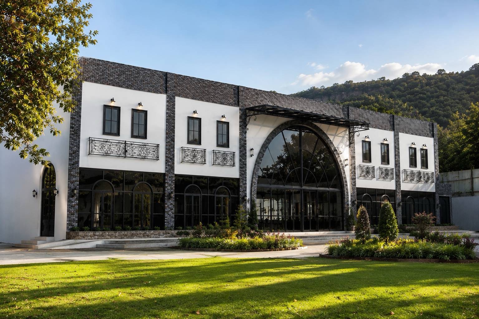 เลอมอนเต้ เขาใหญ่ เปิดบ้านฉลอง “Gran Casa by Lemonte Hotel Khaoyai” ฮอลล์ใหม่ 700 คน รวมเครือข่ายท่องเที่ยว–พันธมิตรธุรกิจร่วมยินดี