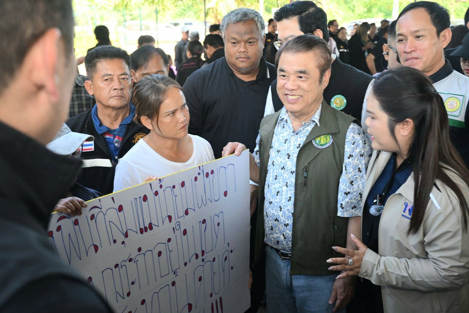 “สุริยะ” ลงพื้นที่เมืองสองแควติดตามสถานการณ์น้ำภาคเหนือตอนล่าง เร่งแก้ปัญหาน้ำท่วมซ้ำซาก บรรเทาความเดือดร้อนประชาชนและเกษตรกร